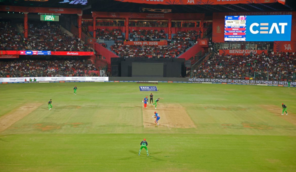 M Chinnaswamy Stadium Average Score